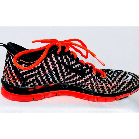 Nike Free 5.0 TR Fit 4 Women's Training Shoe~ Black/White/Coral~ Women's Size 8 - Picture 9 of 14